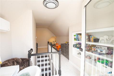 331 Riverside Drive Fairfield CT 06824
