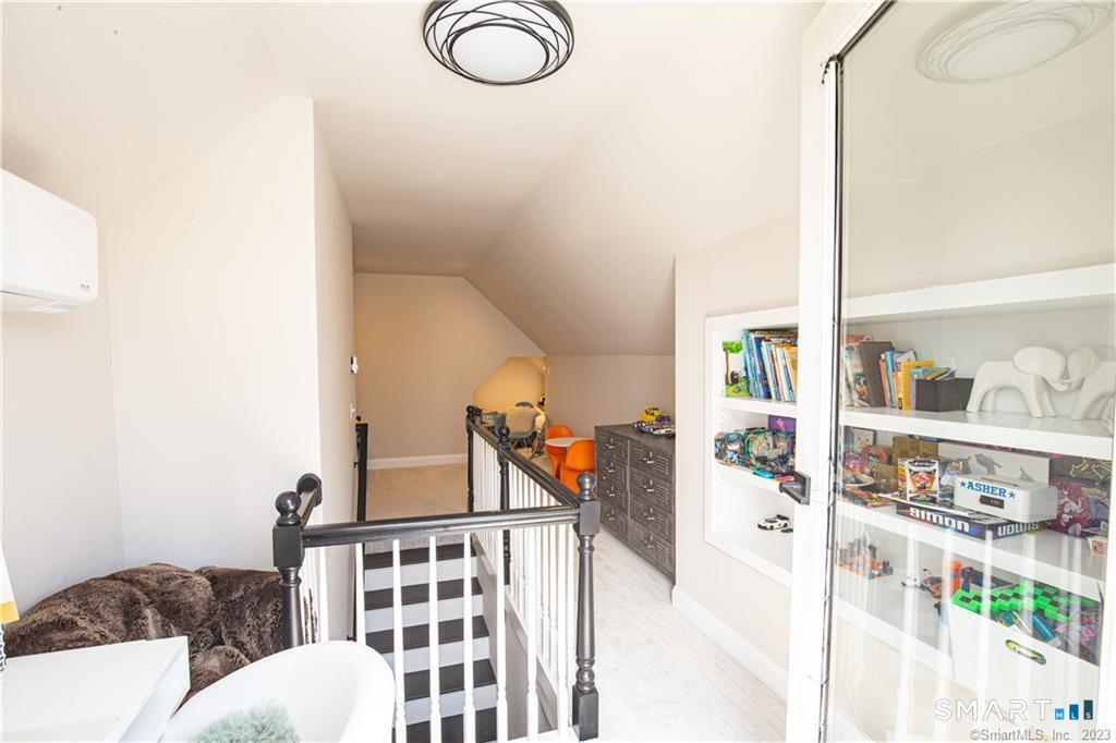 331 Riverside Drive Fairfield CT 06824
