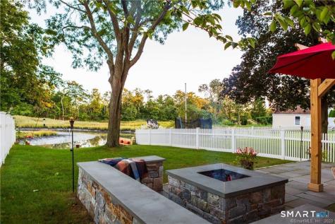 331 Riverside Drive Fairfield CT 06824
