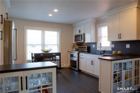 331 Riverside Drive Fairfield CT 06824