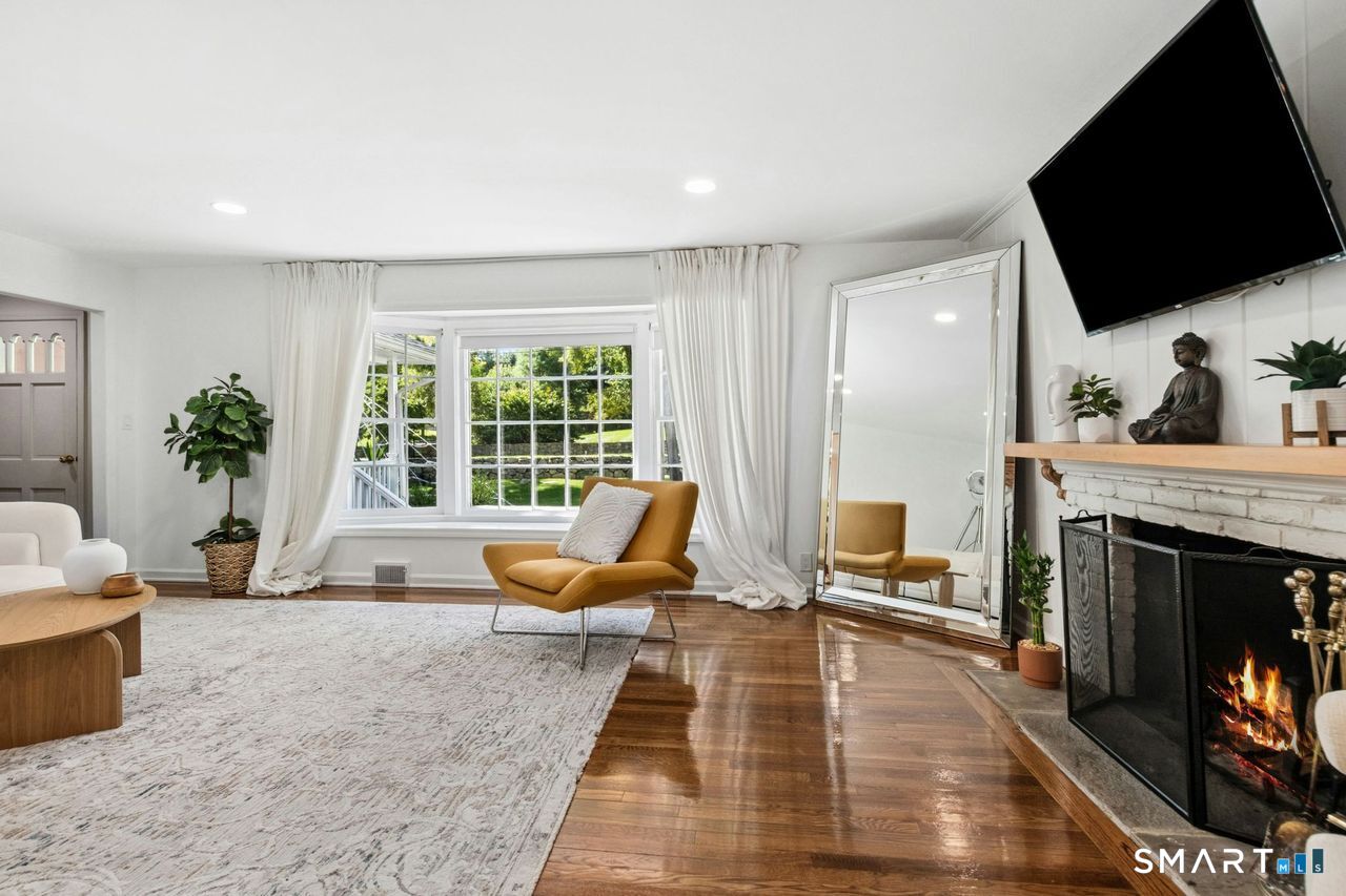 46 White Birch Road Ridgefield CT 06877