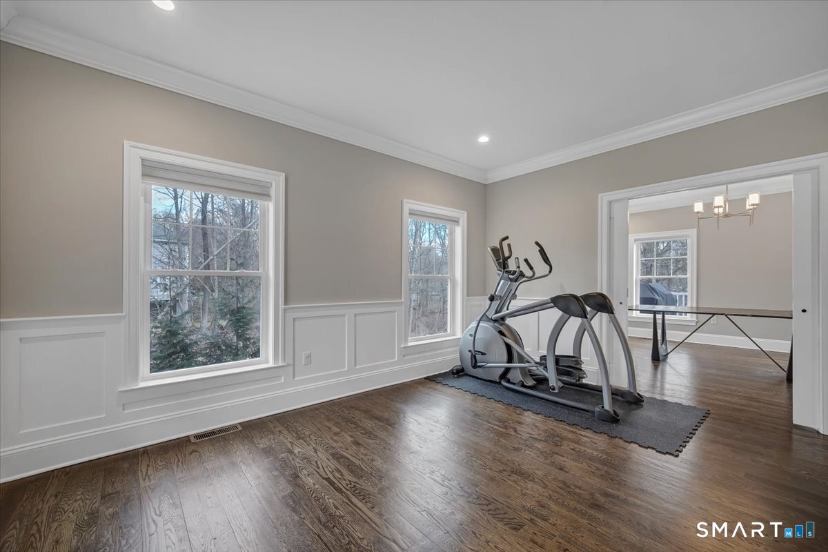 1049 Stillwater Road Stamford CT 06902