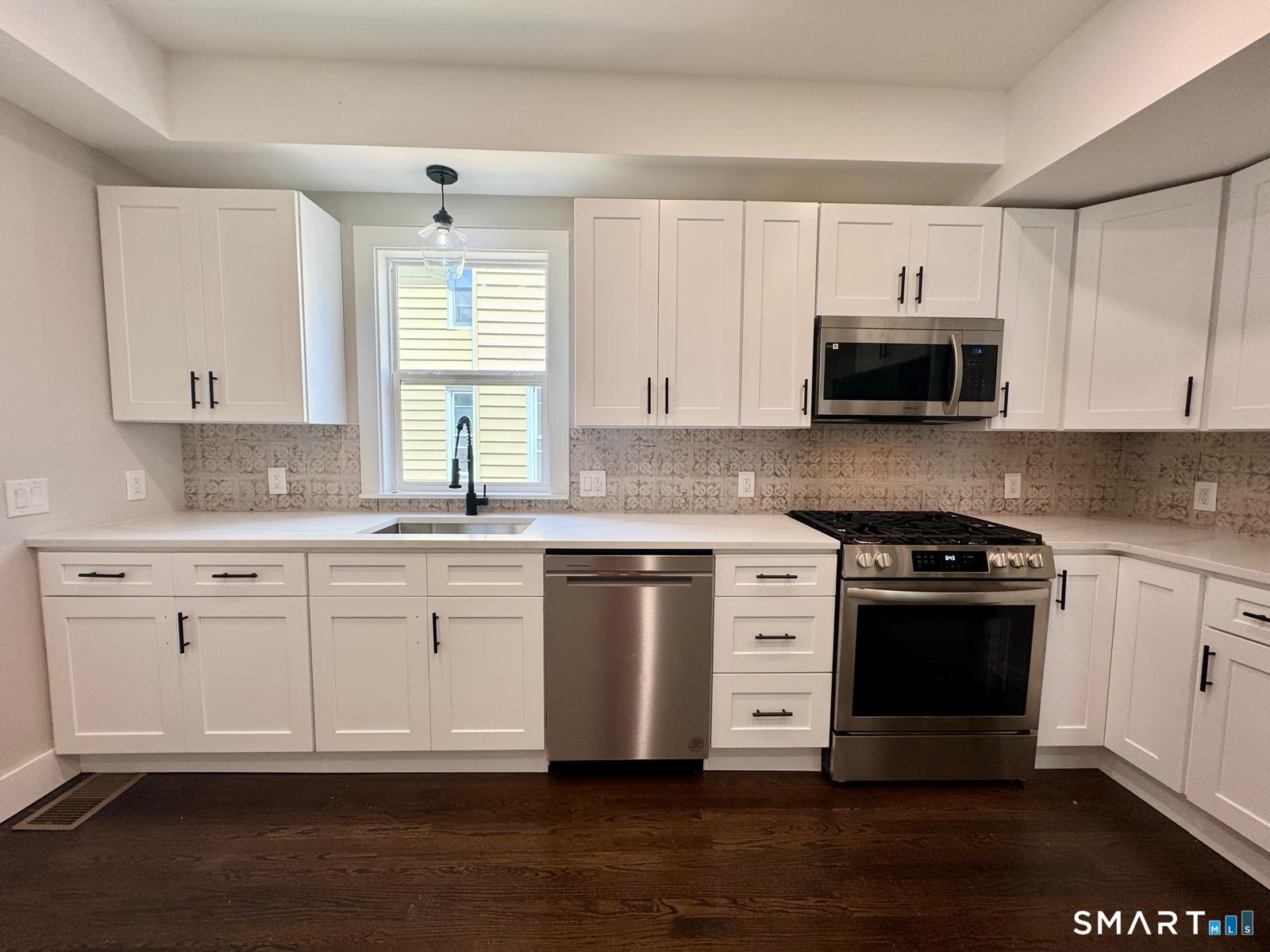 25 Quintard Avenue Norwalk CT 06854
