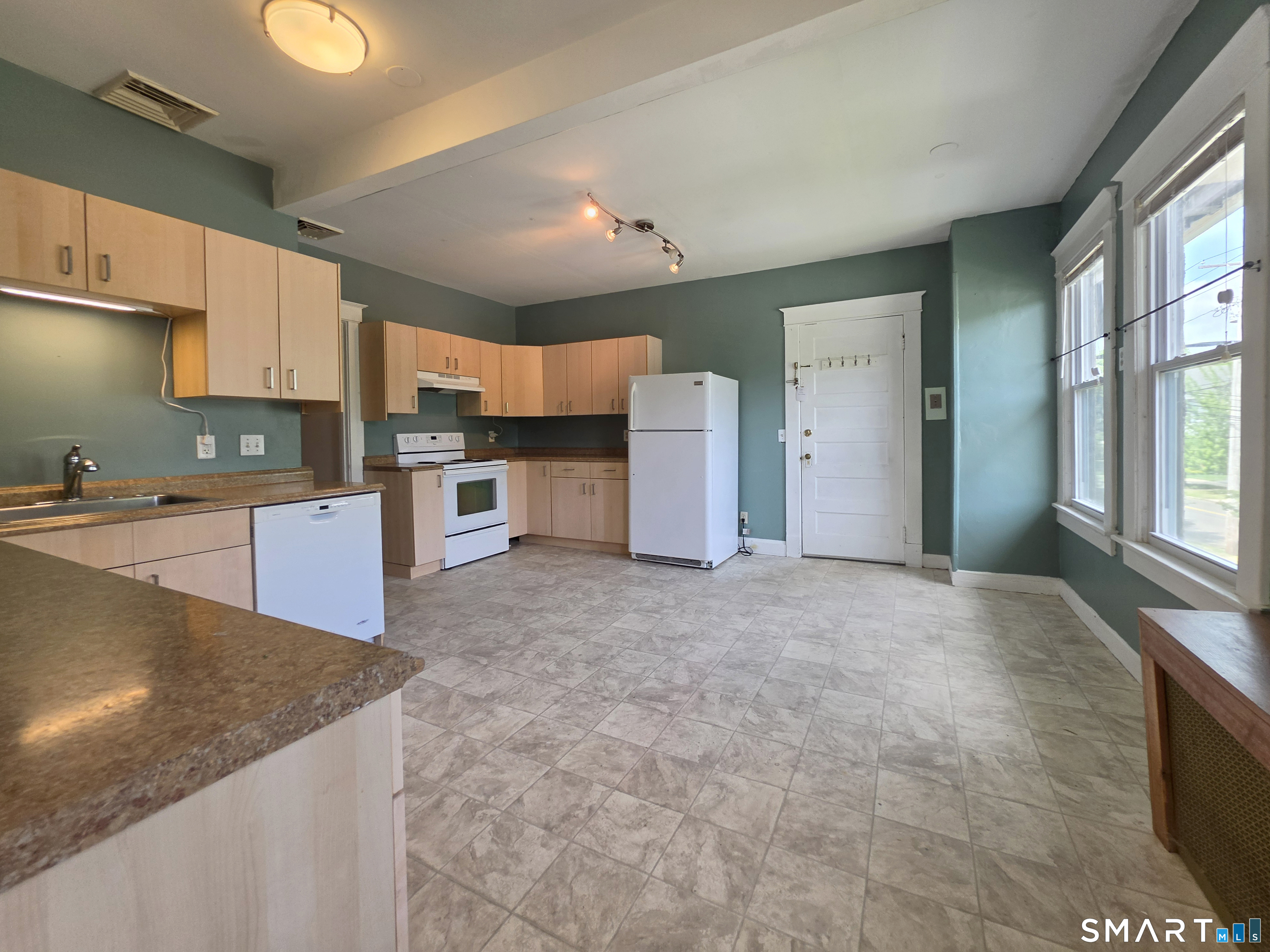 805 Edgewood Avenue New Haven CT 06515