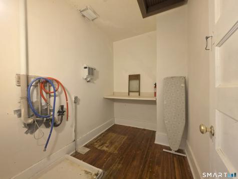 805 Edgewood Avenue New Haven CT 06515