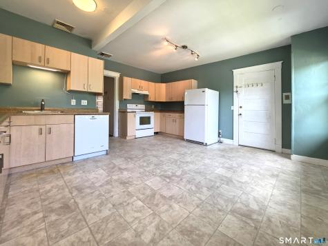 805 Edgewood Avenue New Haven CT 06515