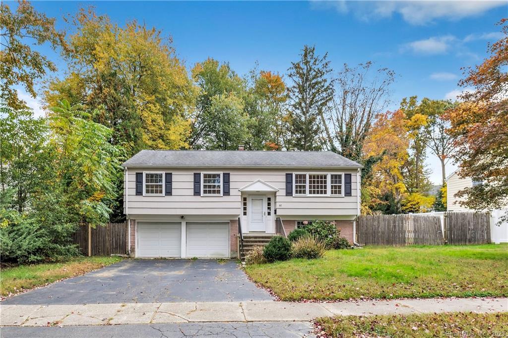 97 Robin Lane Fairfield CT 06824