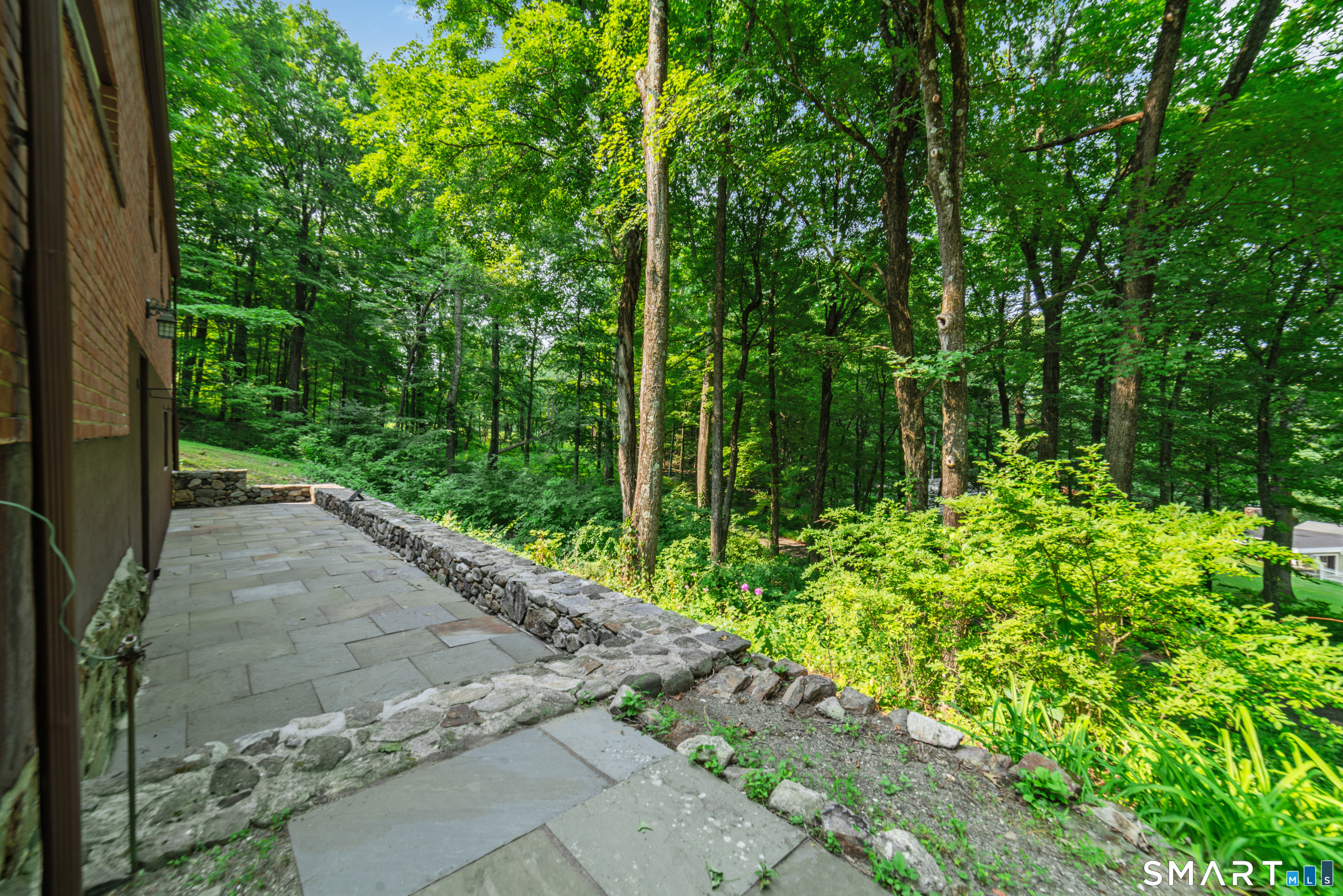 47 Terrell Road Woodbury CT 06798