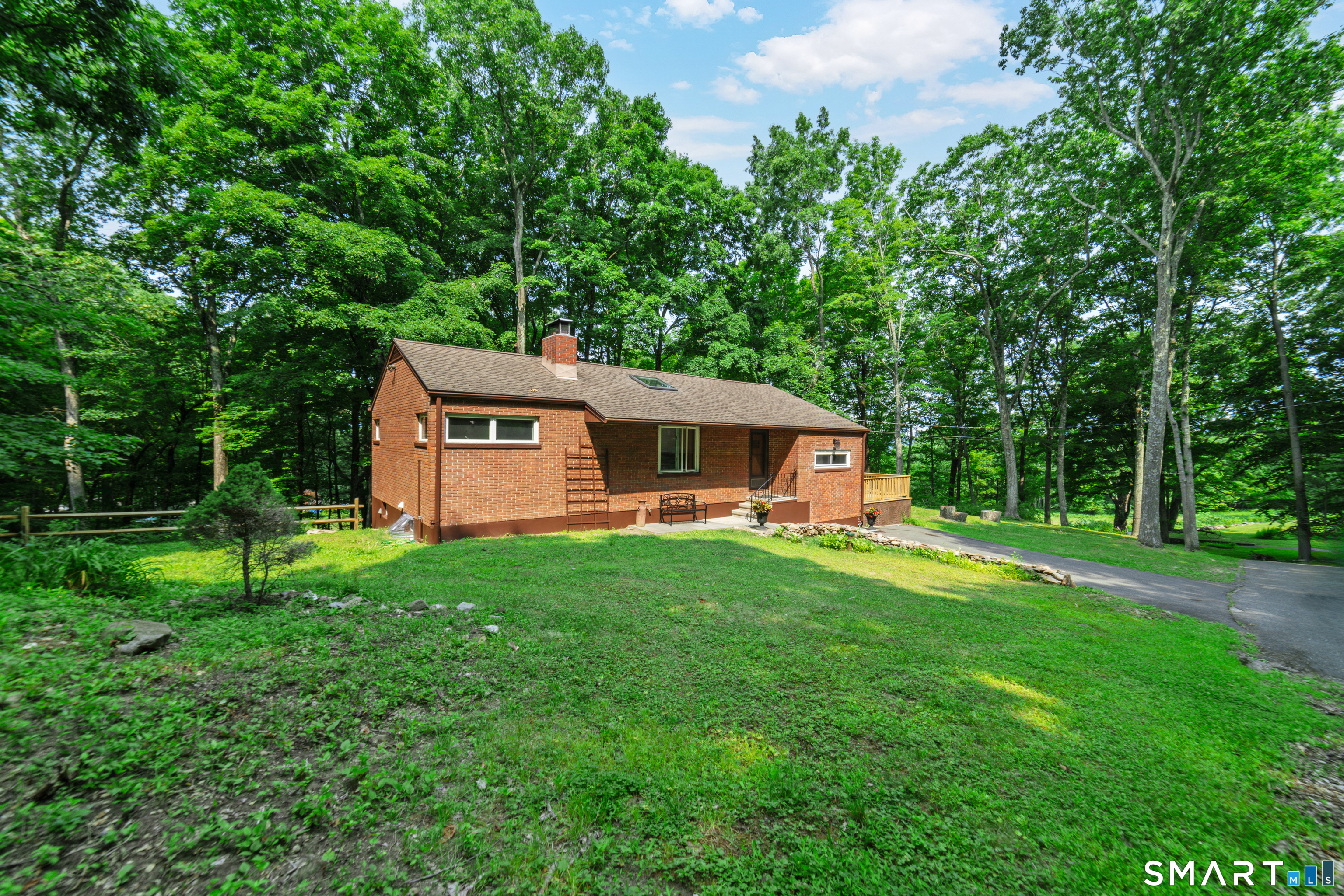 47 Terrell Road Woodbury CT 06798
