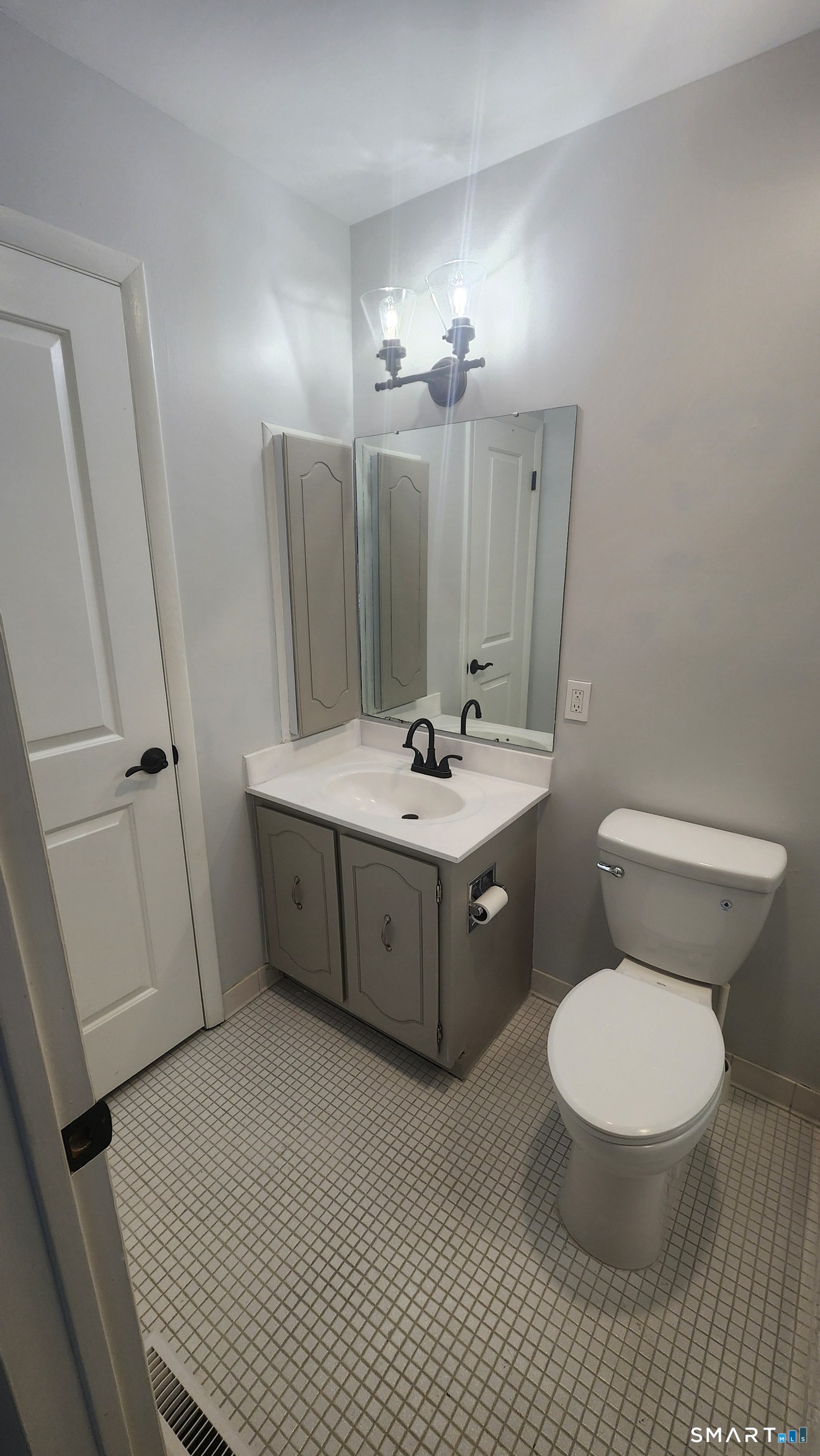 55 Peddlars Drive Branford CT 06405