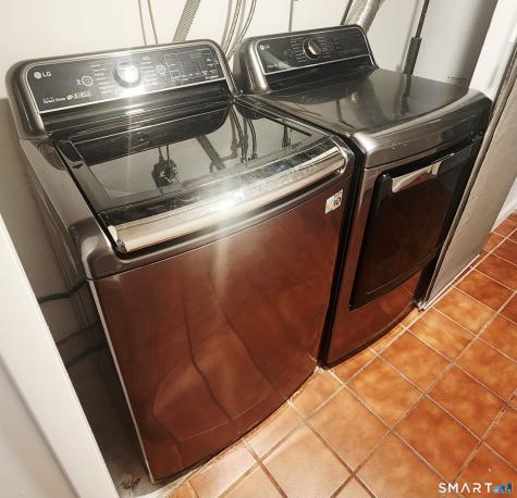 55 Peddlars Drive Branford CT 06405