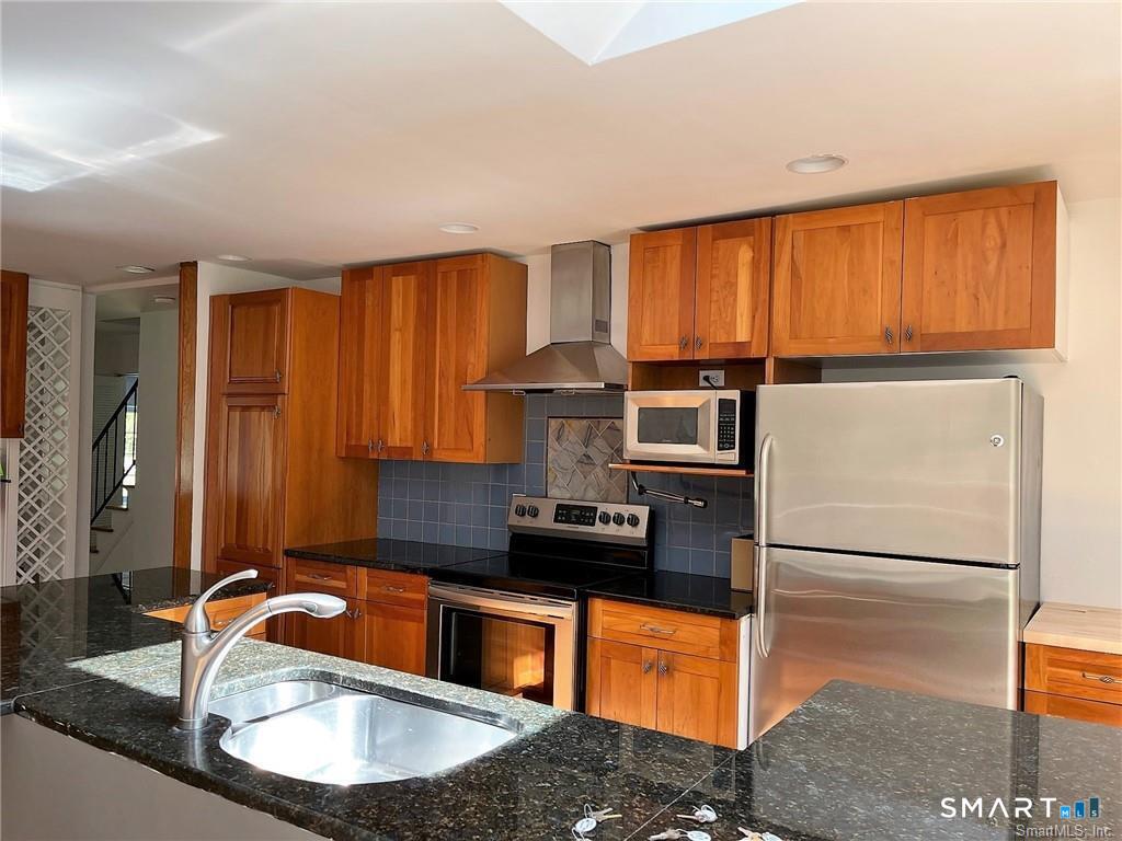 231 Rivergate Drive Wilton CT 06897