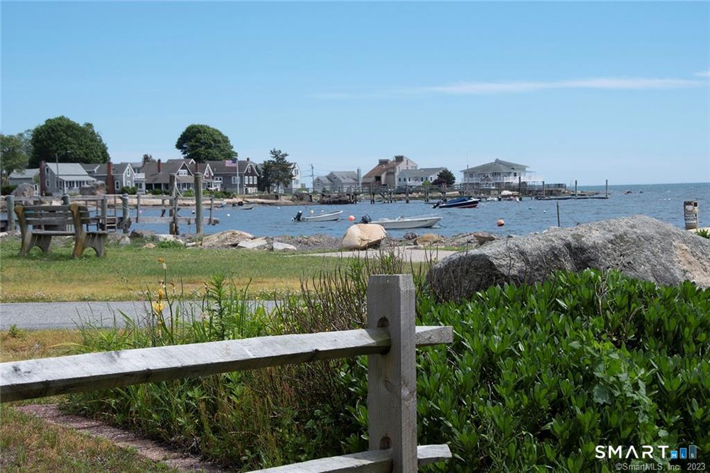 71 Noyes Avenue Stonington CT 06378