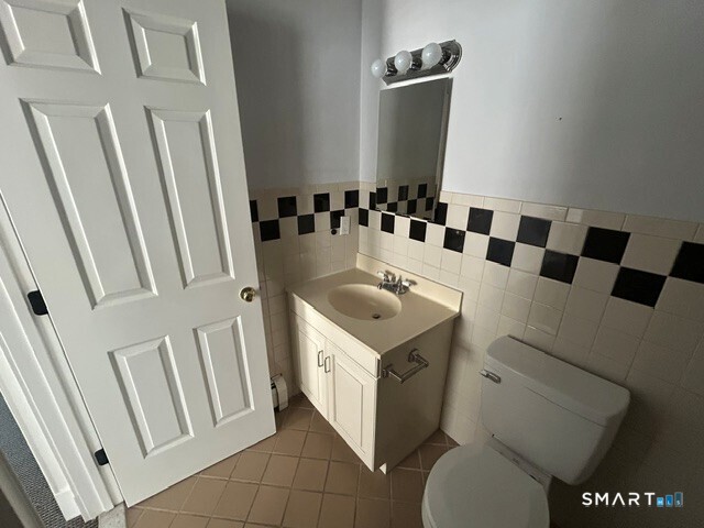 84 West Avenue Norwalk CT 06854
