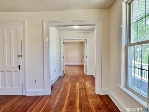 1596 Main Street Stratford CT 06615