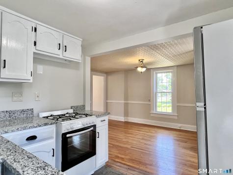 1596 Main Street Stratford CT 06615
