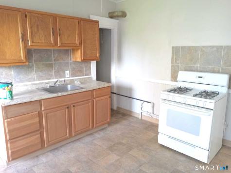 121 Lounsbury Street Waterbury CT 06706