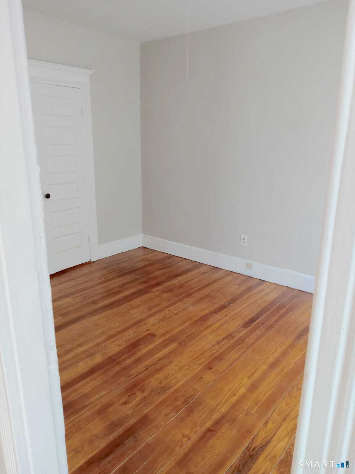 121 Lounsbury Street Waterbury CT 06706