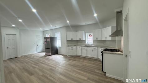 16 Arch Street Waterbury CT 06710