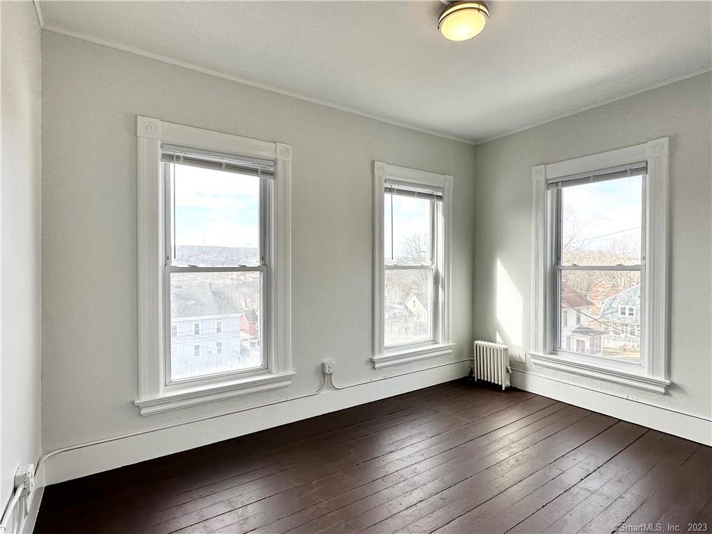49 Chestnut Street Windham CT 06226