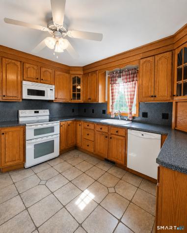 95 West Street Cromwell CT 06416
