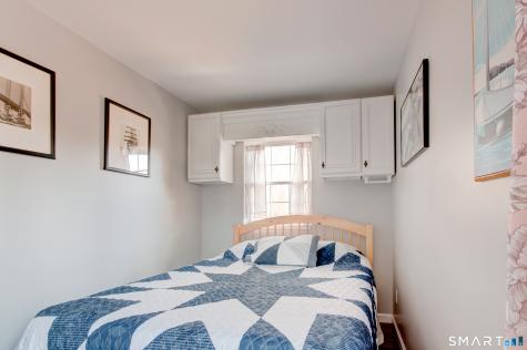 33 Chapman Lane Stonington CT 06378