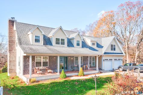 33 Chapman Lane Stonington CT 06378