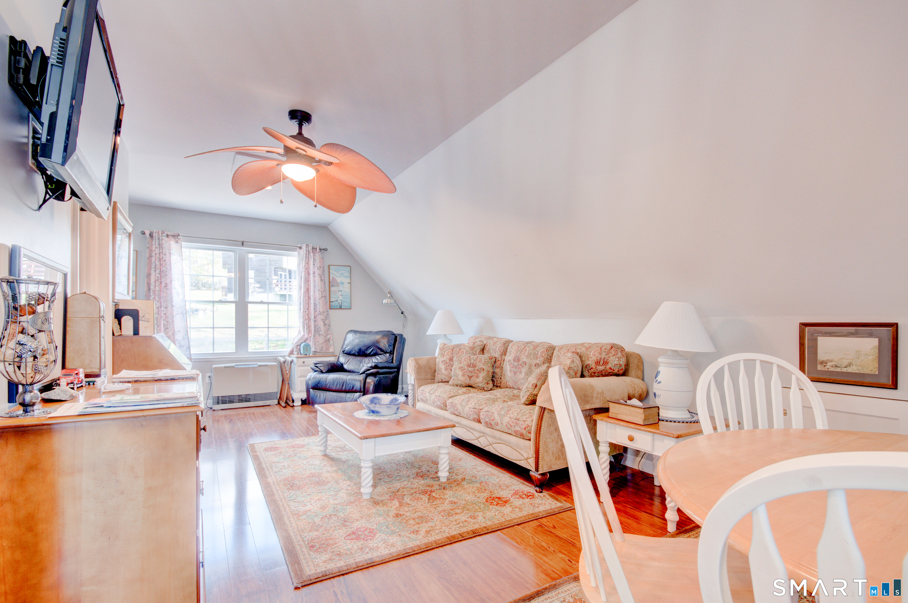 33 Chapman Lane Stonington CT 06378
