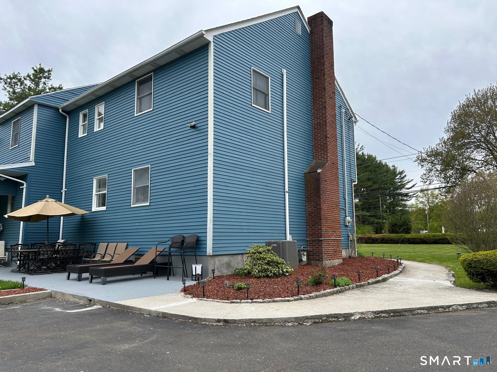 890 Daniels Farm Road Trumbull CT 06611