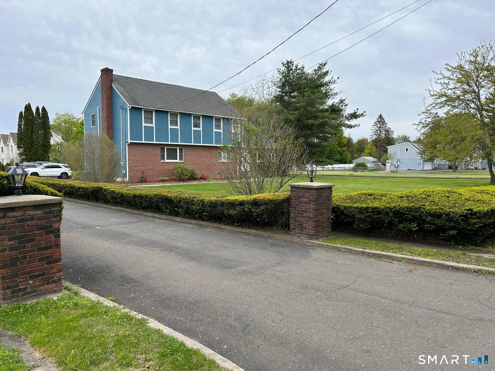 890 Daniels Farm Road Trumbull CT 06611