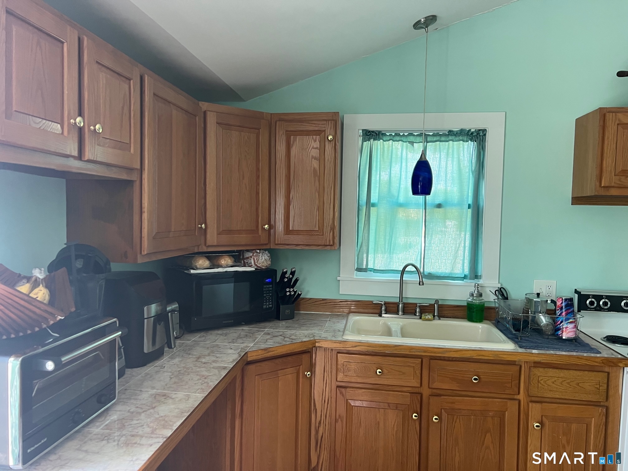 27-b Ferry Road Old Saybrook CT 06475