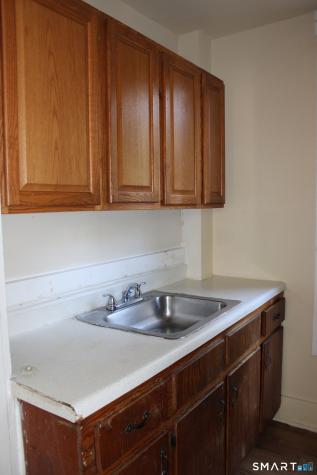 84 Henry Street New Haven CT 06511