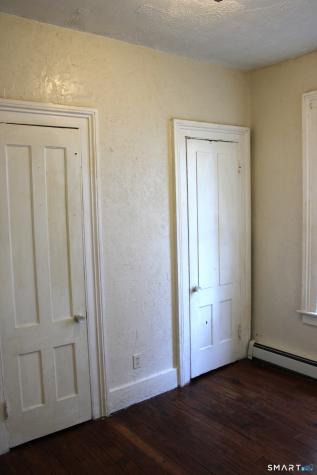 84 Henry Street New Haven CT 06511