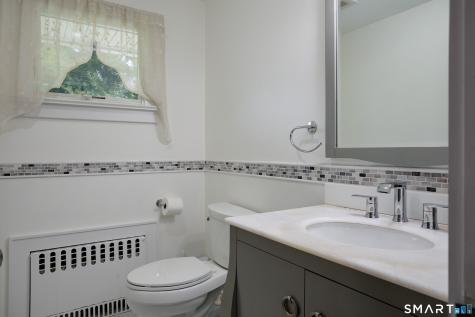 1374 Huntington Turnpike Trumbull CT 06611