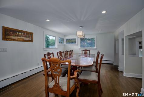 1374 Huntington Turnpike Trumbull CT 06611