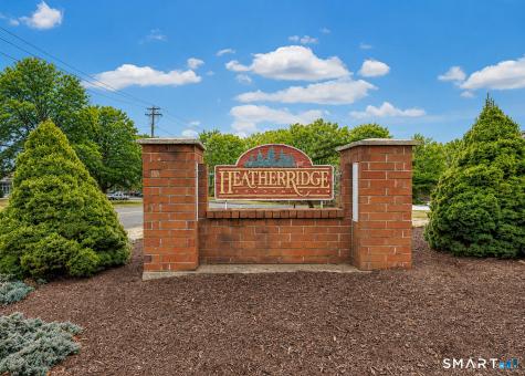 63 Heather Ridge Shelton CT 06484
