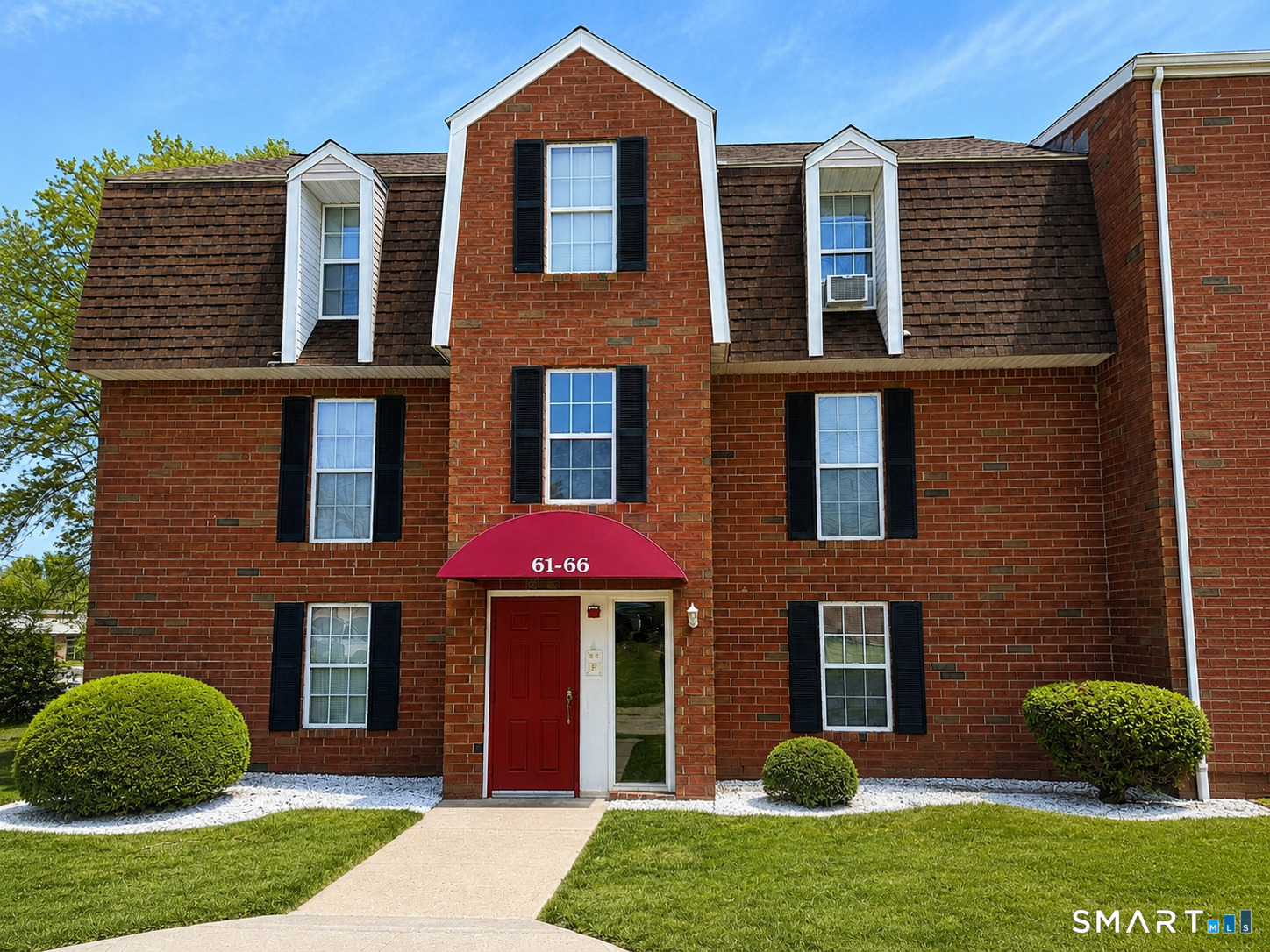 63 Heather Ridge Shelton CT 06484