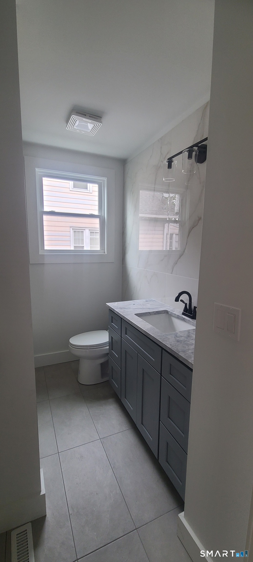 Hamden CT 06514