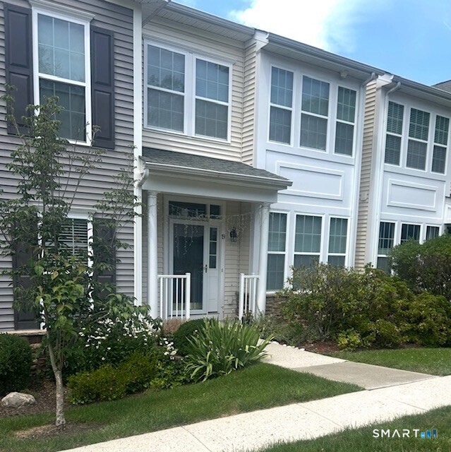 19 Orwich Court Danbury CT 06810