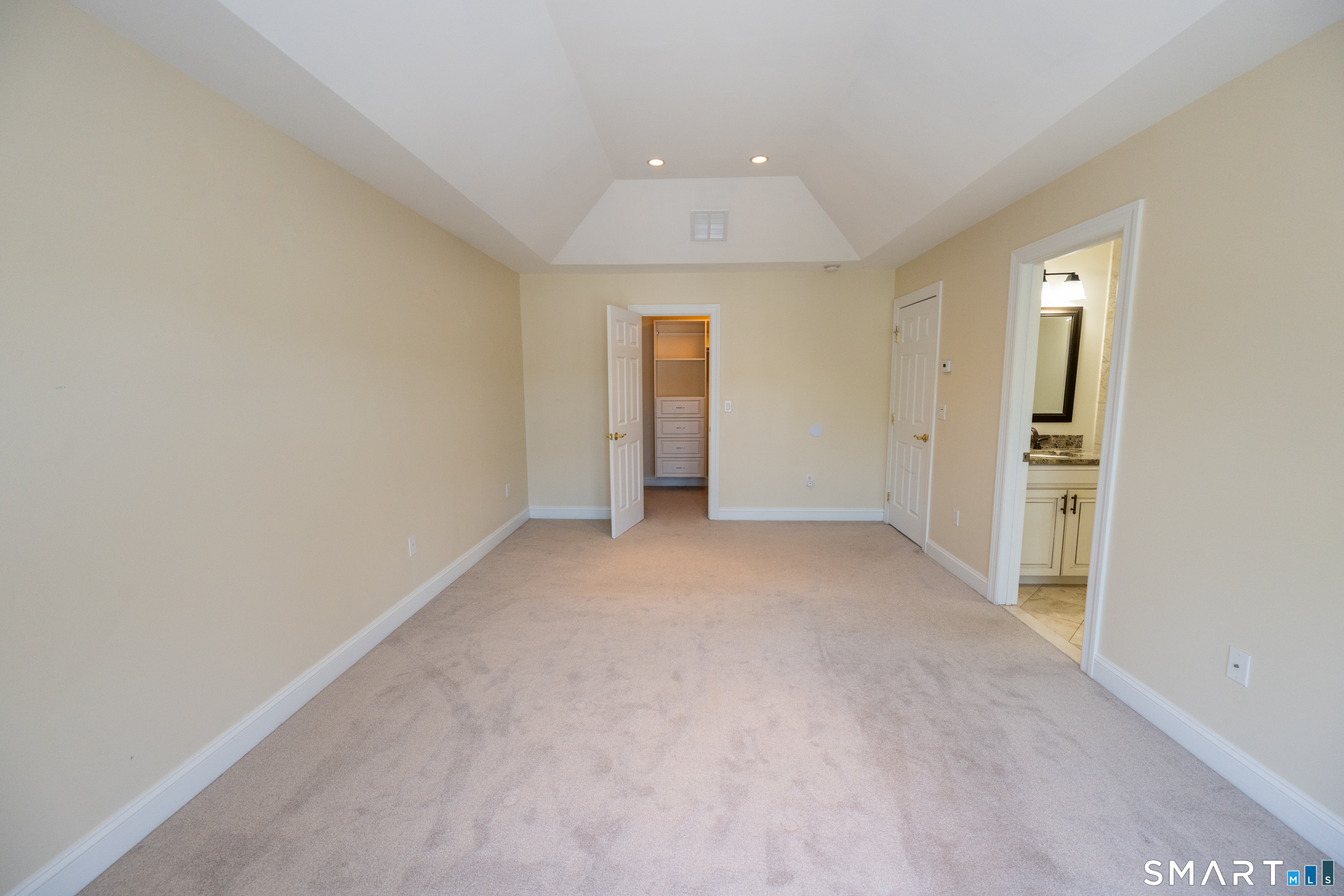 19 Orwich Court Danbury CT 06810