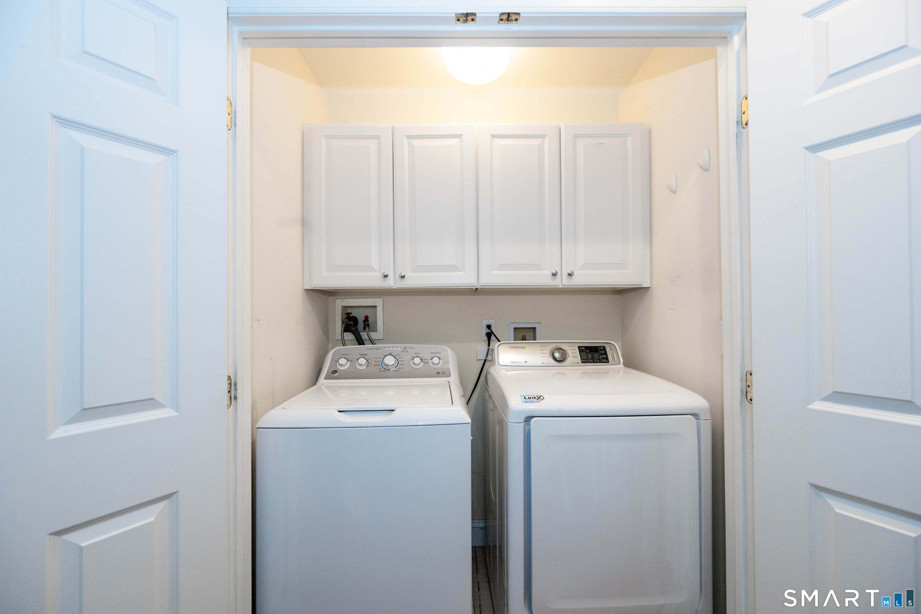 19 Orwich Court Danbury CT 06810