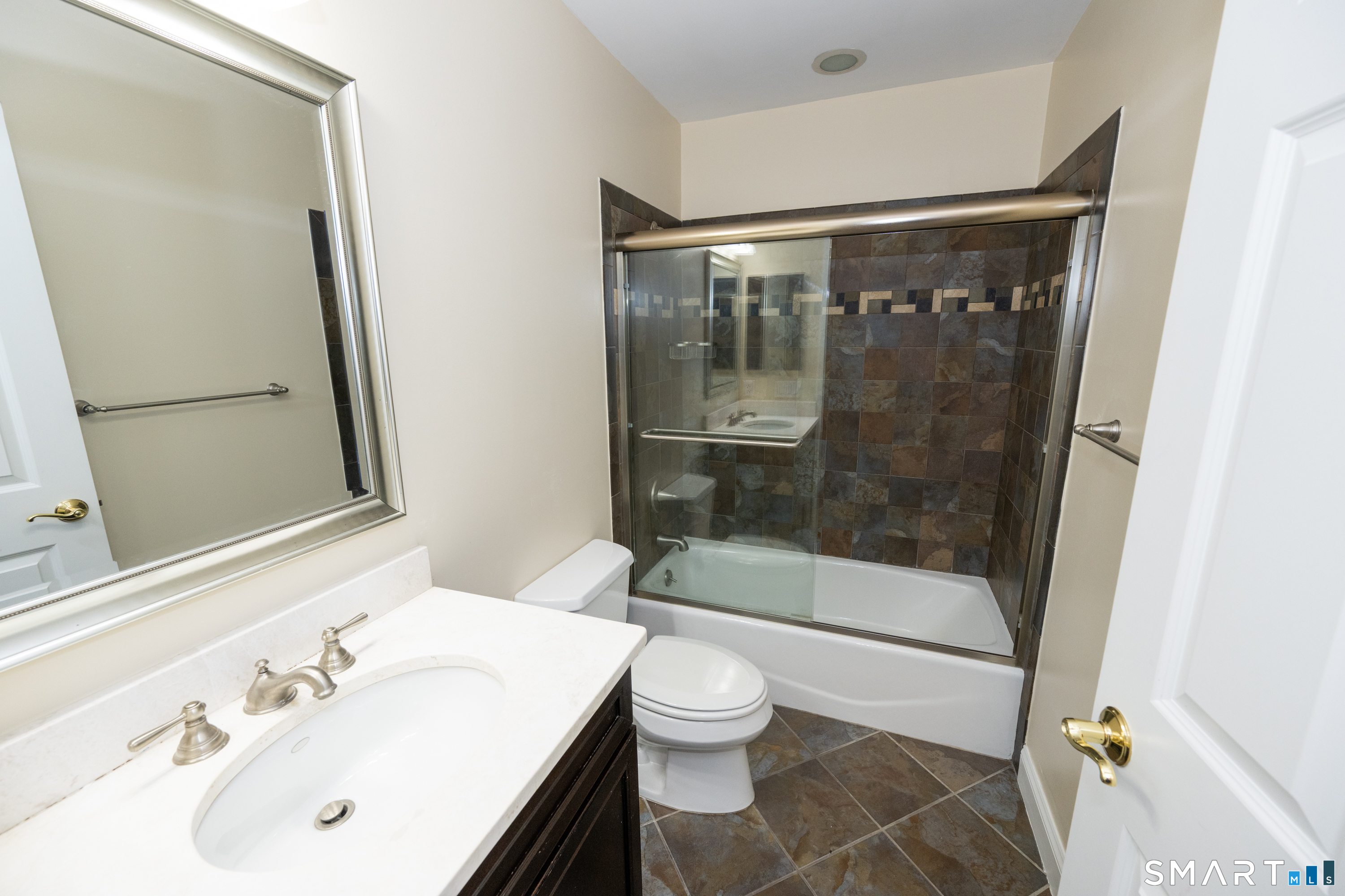 19 Orwich Court Danbury CT 06810