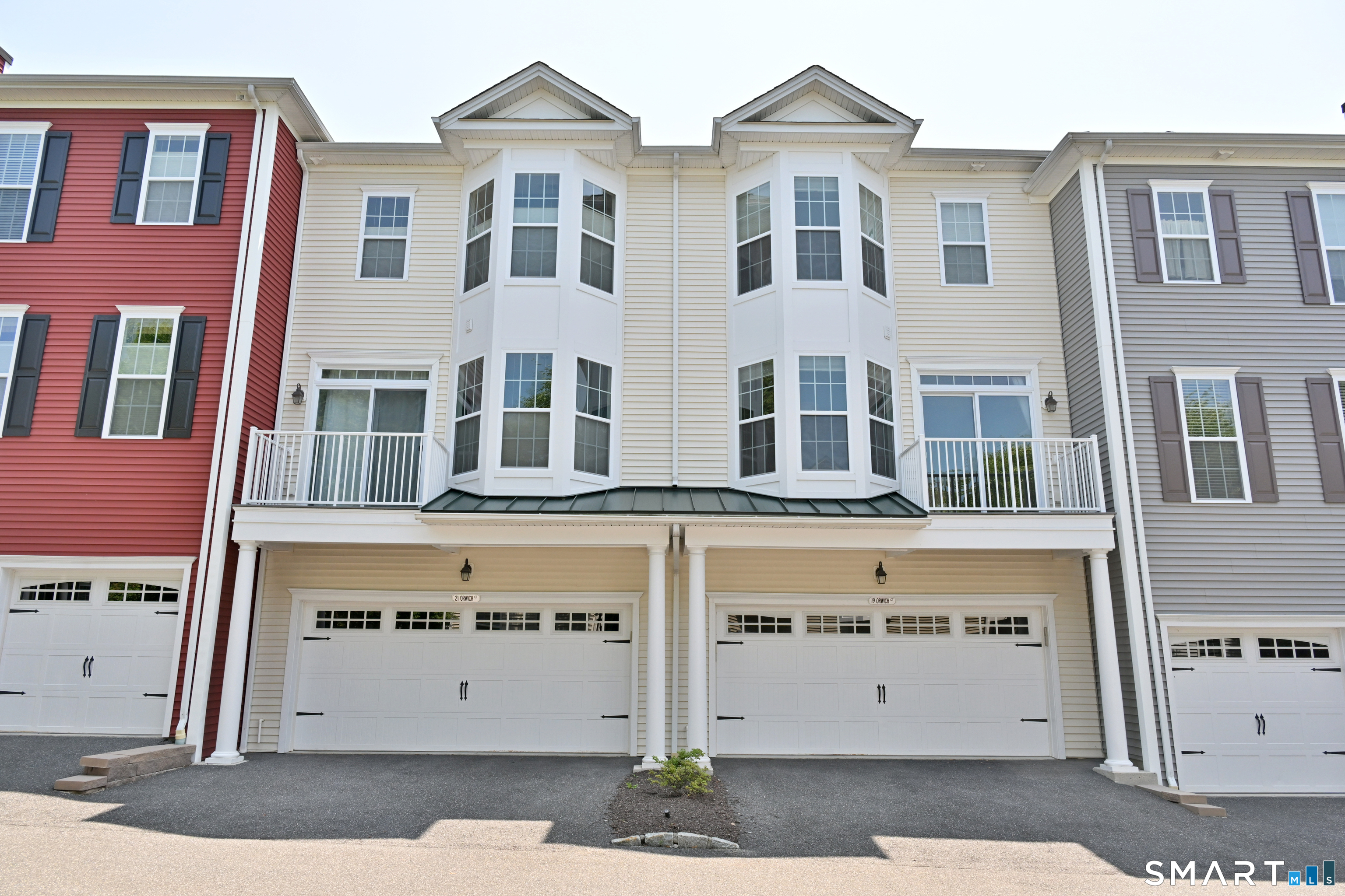 19 Orwich Court Danbury CT 06810