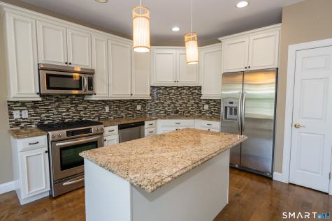 19 Orwich Court Danbury CT 06810