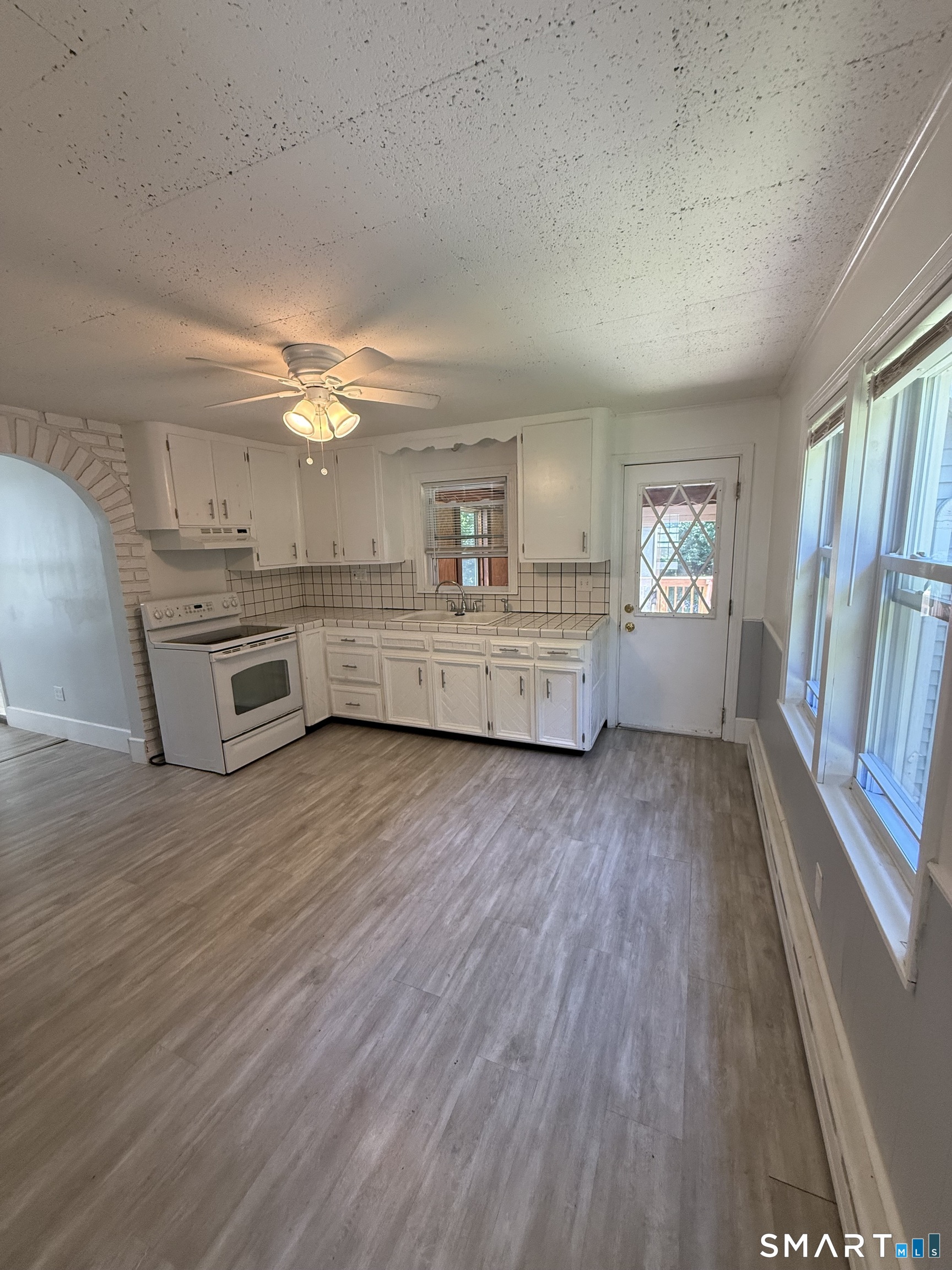32 Dickerman Avenue Windsor Locks CT 06096