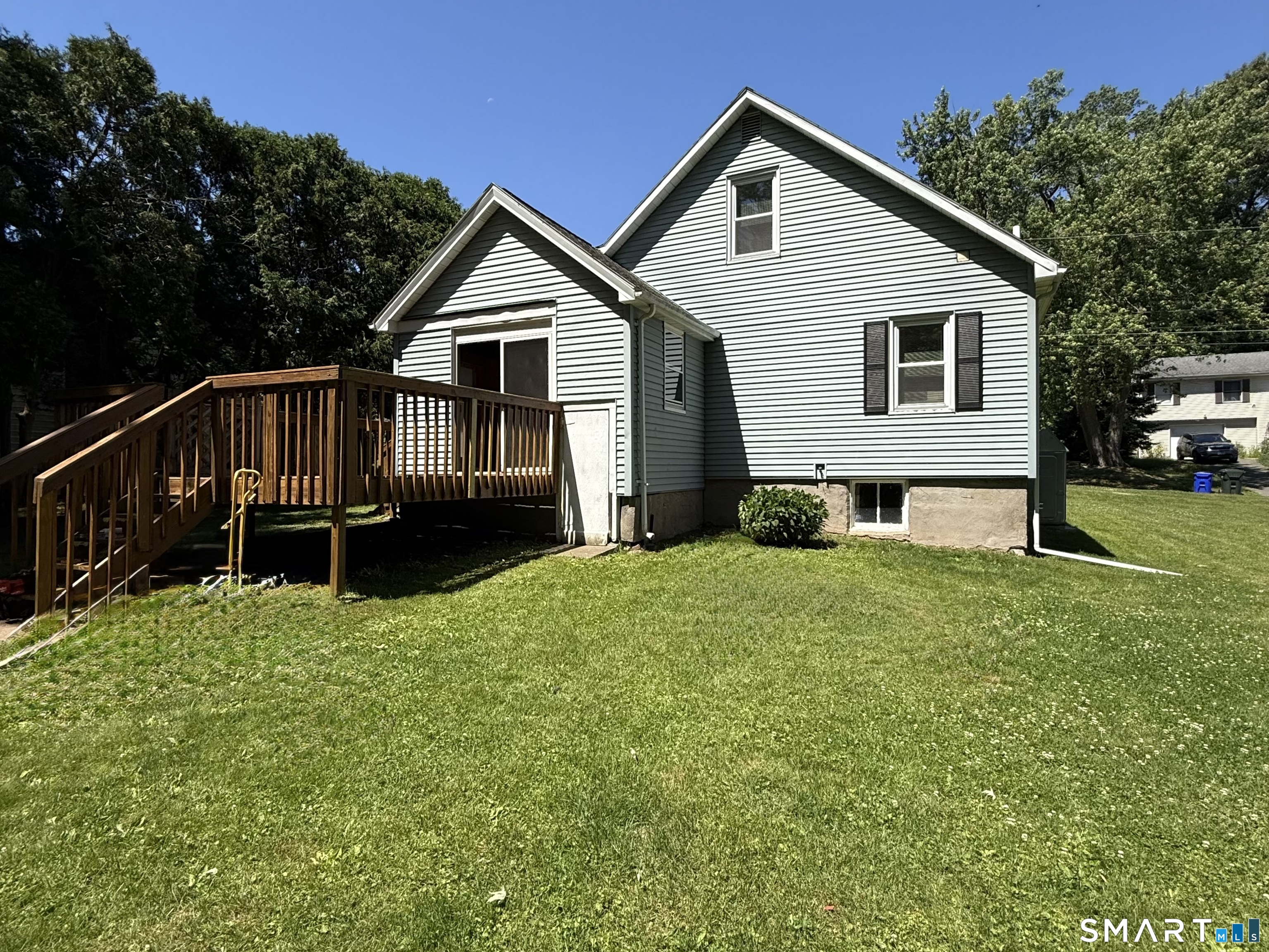 32 Dickerman Avenue Windsor Locks CT 06096