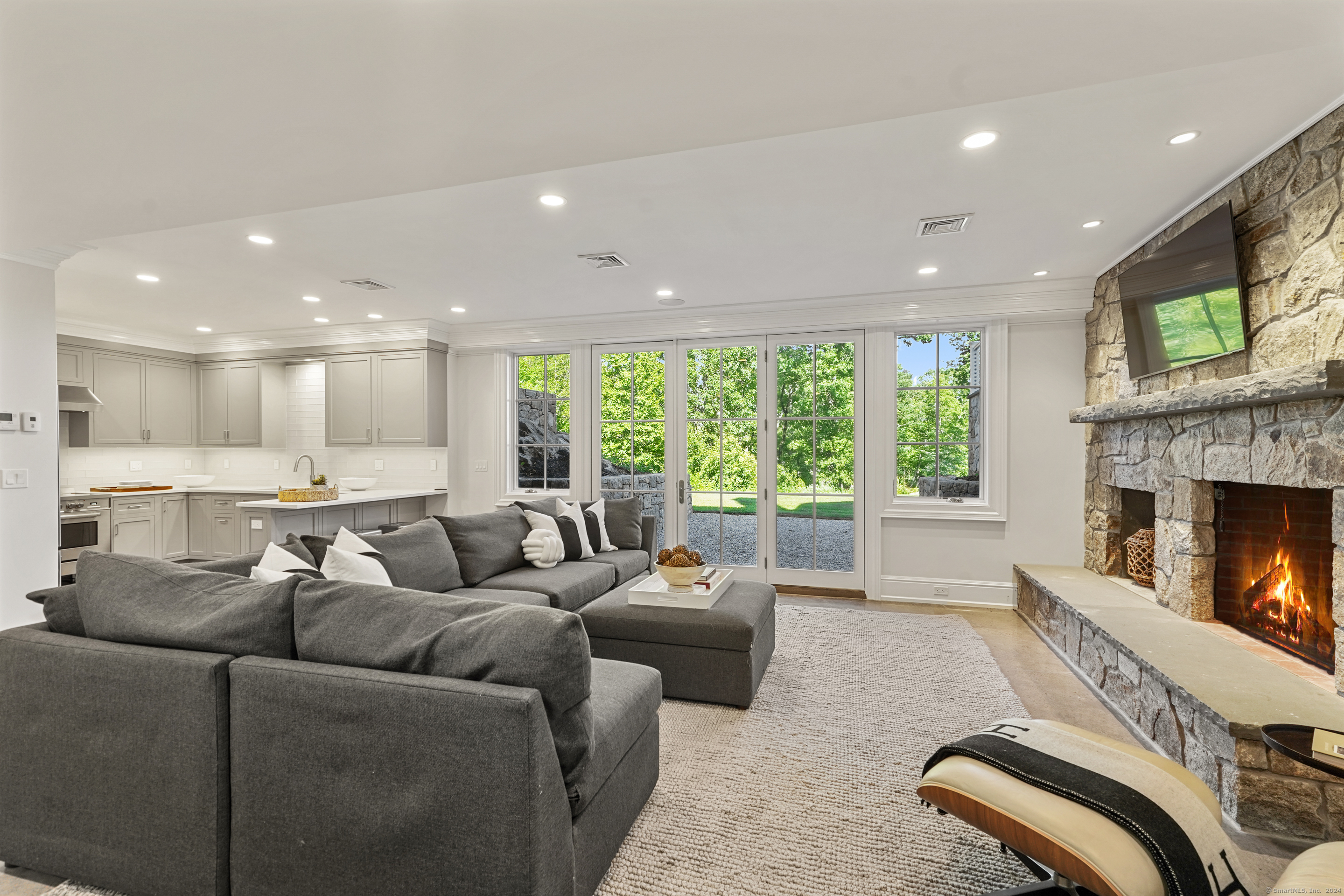 29 Rogues Ridge Weston CT 06883