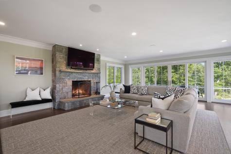 29 Rogues Ridge Weston CT 06883