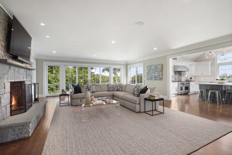 29 Rogues Ridge Weston CT 06883