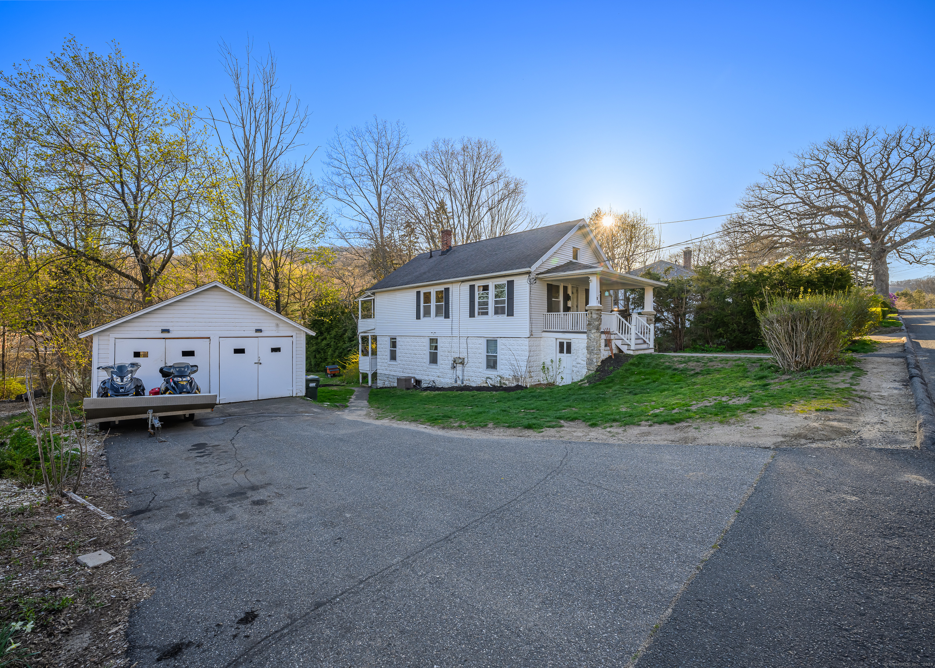 83 Litchfield Street Thomaston CT 06787